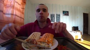 МУКБАНГ ШАУРМА СЫРНАЯ и ШАШЛЫК в ЛАВАШЕ ОБЖОР Еда на камеру ОБЕД #92