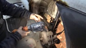 замена задних пружин на Mercedes-Benz W638