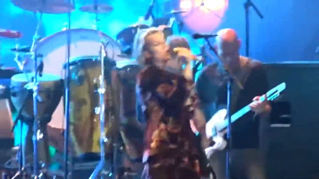 Brandi Carlile w/Mike McCready & Matt Cameron “ Searching With My Good Eye Closed” @ Ohana Encore смотреть онлайн