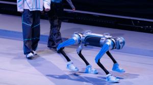 В Петербурге показали спектакль по чеховской «Каштанке» с участием роботов