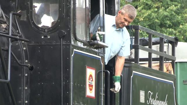 Banitis Гр-319 / Gr-319 Ferdinands steam engine en route from Aluksne to Gulbene, Latvia смотреть онлайн