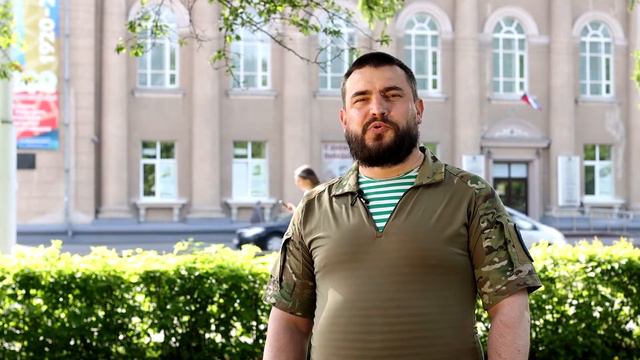 Поздравление М.Д. Рудакова с Общероссийским днем библиотек. смотреть онлайн