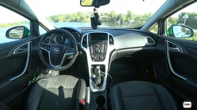 Opel Astra GTC тачка которая стоит своих денег!! обзор тест-драйв смотреть онлайн
