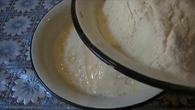 Пирог с капустой и мясом.