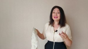 Свитер Кучинелли со спущенными петлями из мохера с люрексом