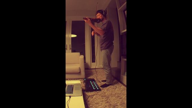 Impromptu violin improv w/Line 6 Helix смотреть онлайн