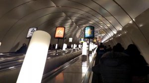 Санкт-Петербург. Станция метро "Адмиралтейская", самая глубокая станция метро.