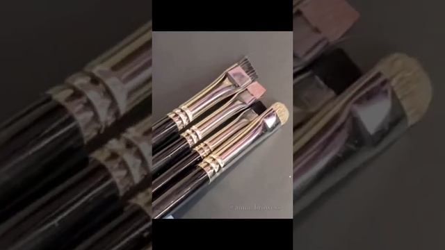 БРОВИ. КАК ИХ СОЗДАЮ Я. #брови #бровист #архитектурабровей смотреть онлайн