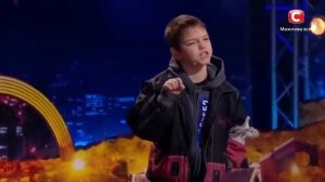 Парень, сирота заставил плакать весь зал и оставил неравнодушным зрителей