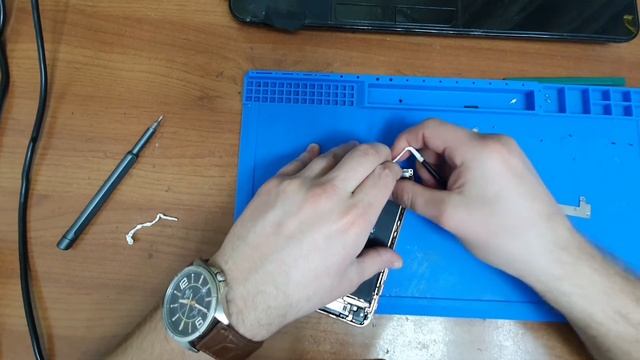 Замена аккумулятора Apple IPhone 7 смотреть онлайн