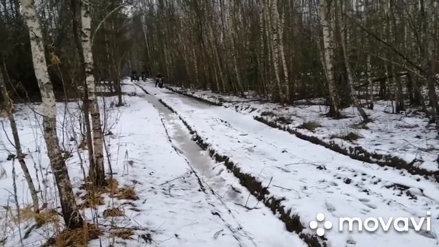 квадрик и мототехника пробуем ехать по ледяным лужам смотреть онлайн