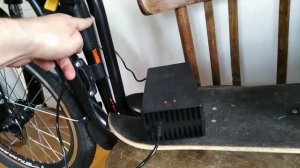 Лёгкий электросамокат на больших колесах