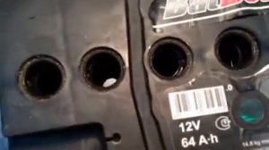 Аккумулятор заряжен зарядкой AVS BT-1206