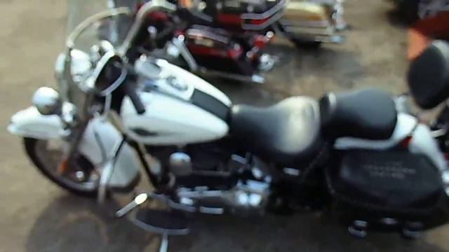 Мотоцикл Harley-Davidson FLSTC-I смотреть онлайн