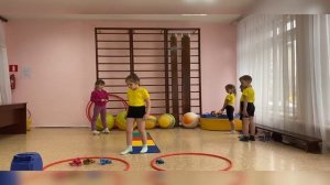 Играем в детский сад. Я - инструктор по физической культуре. Участник № 5.