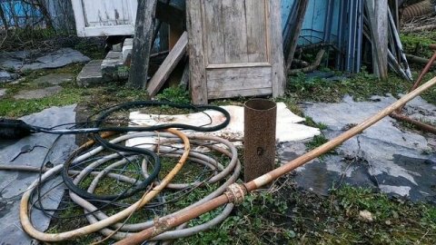 ДВЕ СКВАЖИНЫ.СРАВНЕНИЕ.АБИССИНКА И ПОГРУЖНОЙ.КРАТКИЙ ОБЗОР#абиссинскийколодец#бурениескважин