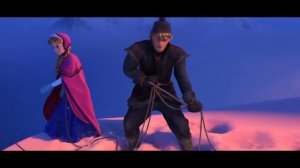 СНЕЖНЫЙ ГИГАНТ гонится за Анной и Кристоффом. Холодное сердце. 2013