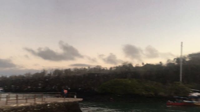 Эквадор.Галапагоские Острова.Остров Санта Круз.Город Пуэрто Айора.Ноябрь2017