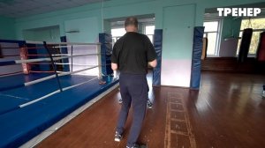 Марк Мельцер показал скорость в 74 года! Профессиональный боксер против тренера