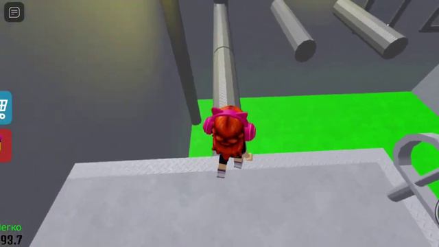 Бари СТАЛ ДЕВУШКОЙ В ROBLOX .