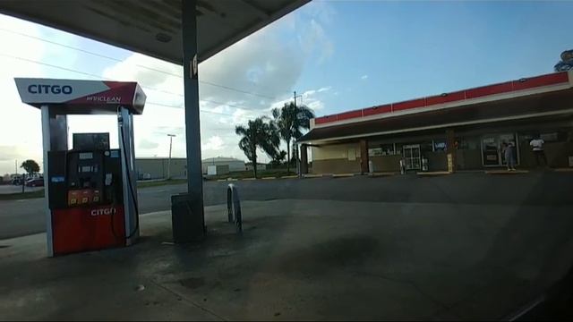 США. Одежда женская. Лобстеровый суп. Отель на одну ночь. смотреть онлайн