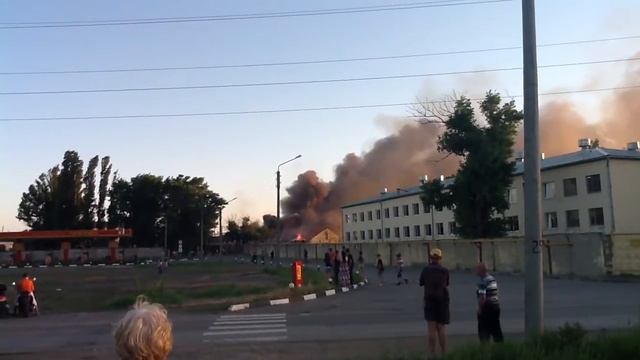 (((СРОЧНО 3))) ПОЖАР В КАМЕНСК -ШАХТИНСКОМ смотреть онлайн