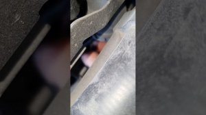 Tuareg NF 3.6 FSI. Замена щёток генератора.