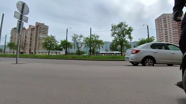 Интересные попутчики Моноколеса! Знакомство велосипеда с Моноколесом:) Ninebot one Z10 и Велобайкер смотреть онлайн