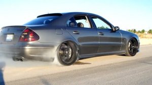 Mercedes Benz E63 AMG W211