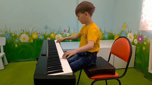 Soft Mozart Academy: Костя (10), гамма до мажор в прямом и расходящемся движении смотреть онлайн