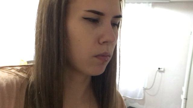 Будем устанавливать котел длительного горения. Убираем кладовку, заливаем цемент.