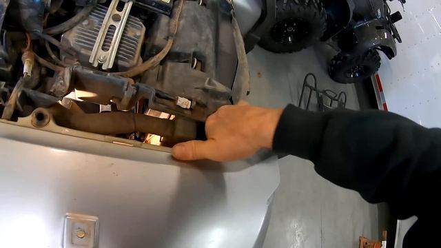 HID lights Conversion kit install. 2015 Yamaha Grizzly 700. смотреть онлайн