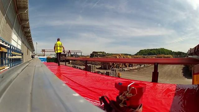 Дальнобой - Литва. Загрузка на лесопилке.