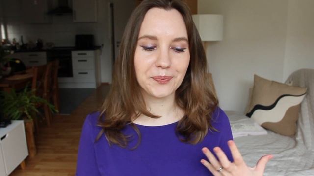 ОСТАВИТЬ ИЛИ ИЗБАВИТЬСЯ | Крашусь "забытой" косметикой смотреть онлайн