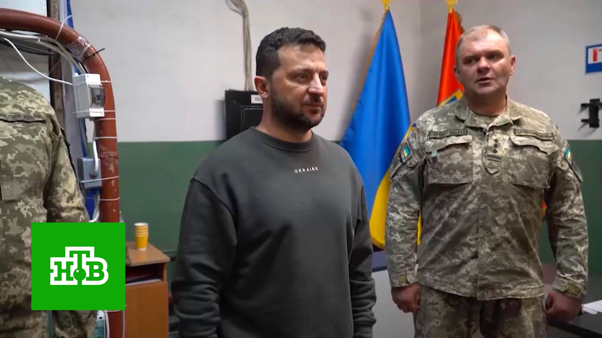 Киев бросает на смерть сотни своих солдат в угоду Западу | «Итоги недели»