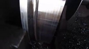 Проточка колеса ж/д тепловоза на токарном станке ДИП-500