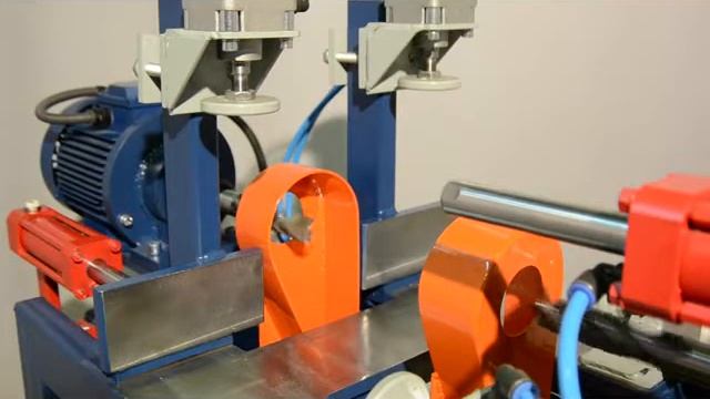 Станок для сверления отверстий в брусе ВКР-14 смотреть онлайн