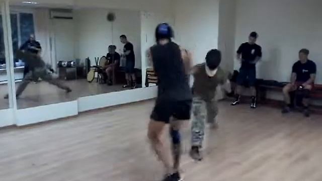 Школа русского ножевого боя в гостях у Толпара (Домодедово) 05 смотреть онлайн