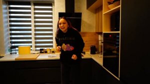 100 экстремальных кнопок в Доме и Только одна Выход!