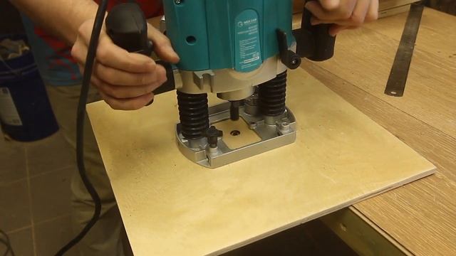 Полезная быстрая самоделка для твоего фрезера из фанеры смотреть онлайн