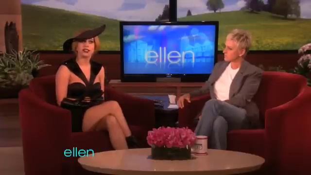 Lady Gaga's Morning Routine смотреть онлайн