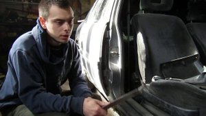 снятие двери вектра а