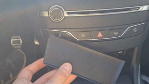 Peugeot 308 2018 mk2 расположение obd2 разъема. Пежо 308 location обд2, обд 2, obd 2 Где находится?