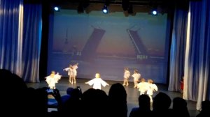 Танец маленькие ёжики. Коллектив студии Diva