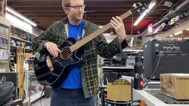 Fender CB-60SCE Acoustic Bass