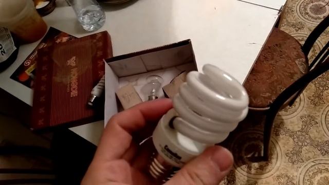 Как правильно заменить лампочку Ильича смотреть онлайн