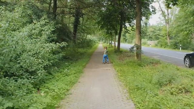 Как быстро и легко научить ребенка кататься на велосипеде/LENNDO смотреть онлайн