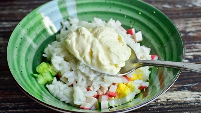Салат с крабовым мясом по ГОСТу