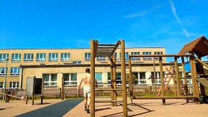 Подтягивания узким обратным хватом на бицепс