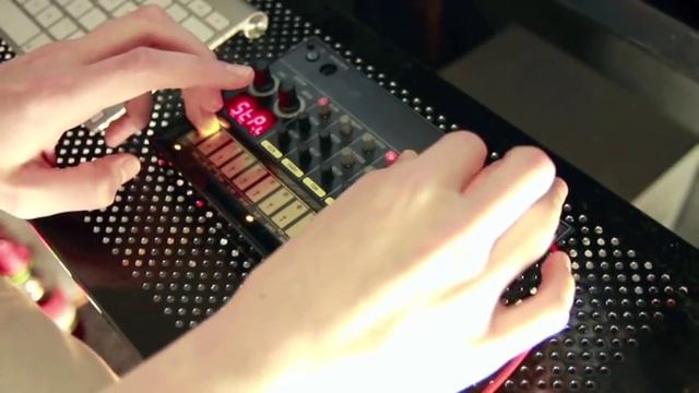 KORG VOLCA Beats | Hip-Hop / Trap / Grime (demo by justleroy//) смотреть онлайн